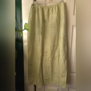 Vintage Portraits Northern Isle 100% Linen Soft Green Embroidered Skirt, Size 16